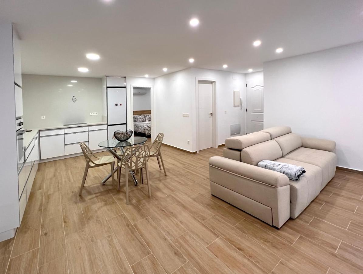 Apartamento Sunrise Chapaprieta ตอร์เรเวียคา ภายนอก รูปภาพ