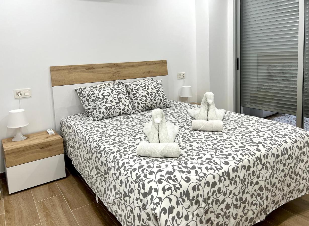 Apartamento Sunrise Chapaprieta ตอร์เรเวียคา ภายนอก รูปภาพ