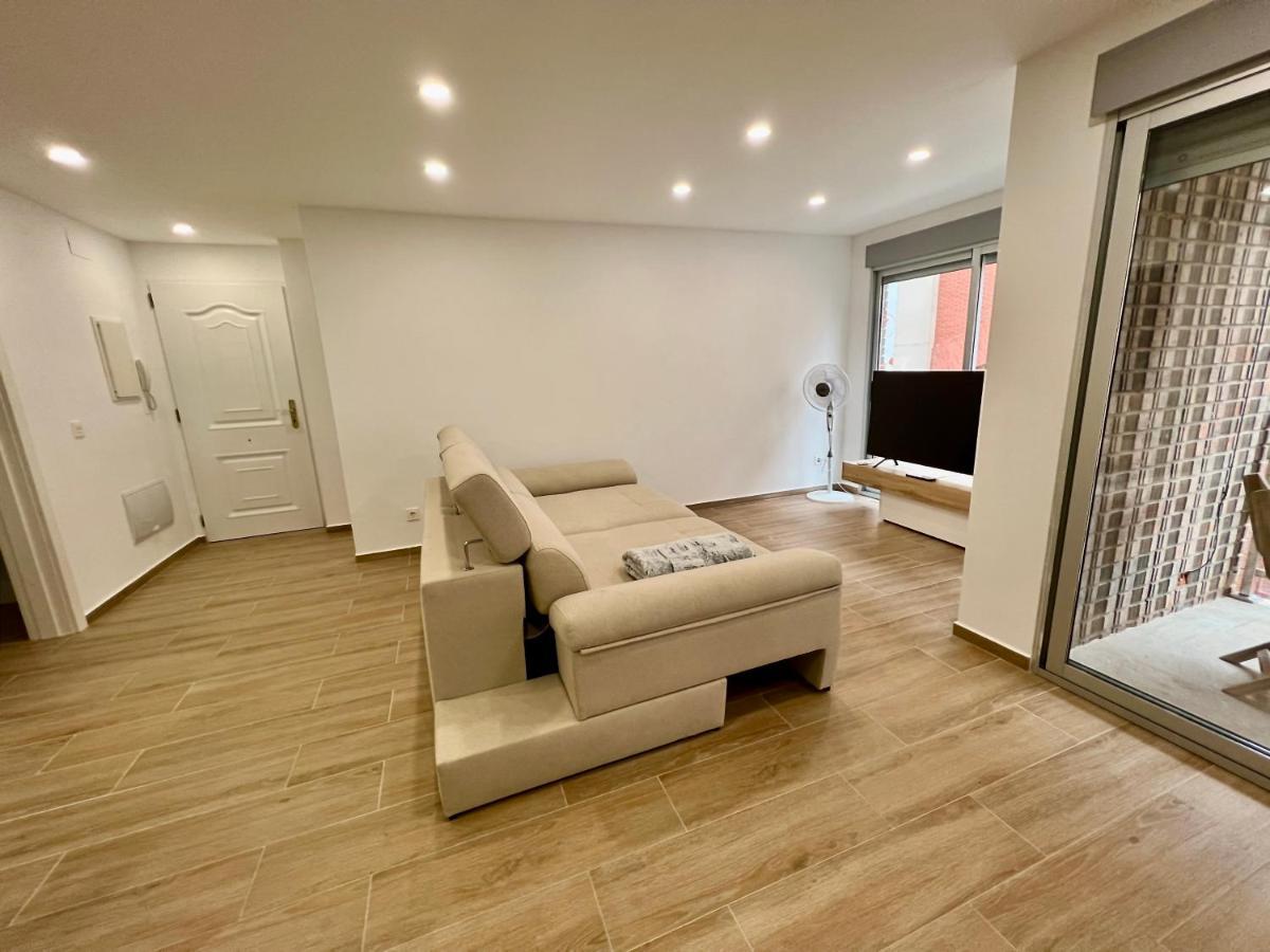Apartamento Sunrise Chapaprieta ตอร์เรเวียคา ภายนอก รูปภาพ