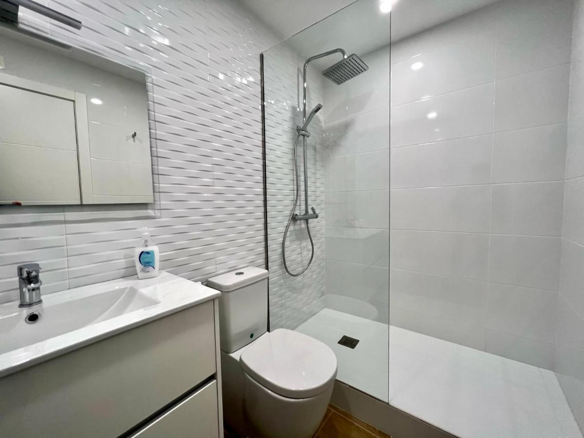 Apartamento Sunrise Chapaprieta ตอร์เรเวียคา ภายนอก รูปภาพ