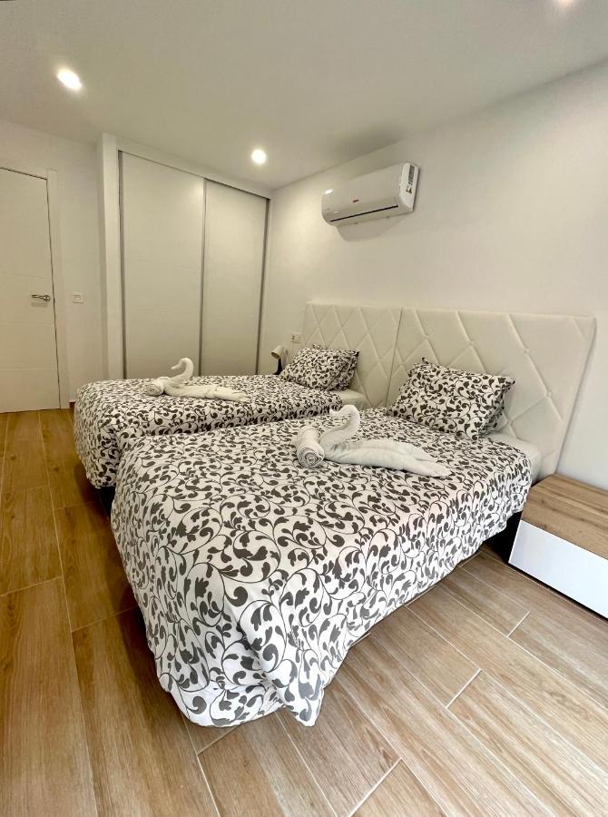 Apartamento Sunrise Chapaprieta ตอร์เรเวียคา ภายนอก รูปภาพ