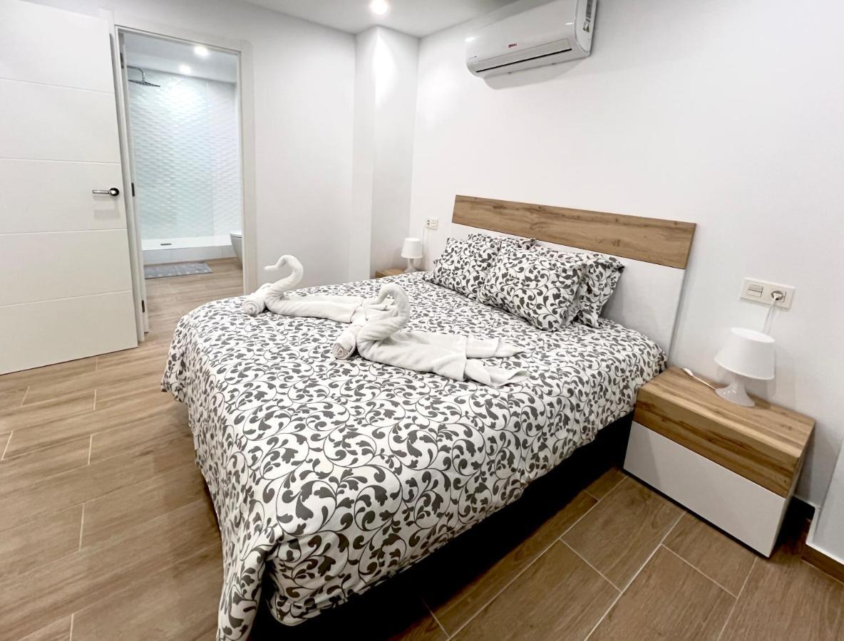 Apartamento Sunrise Chapaprieta ตอร์เรเวียคา ภายนอก รูปภาพ