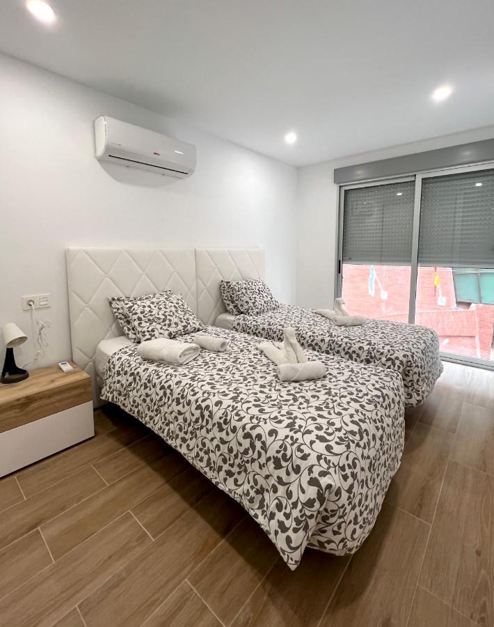 Apartamento Sunrise Chapaprieta ตอร์เรเวียคา ภายนอก รูปภาพ