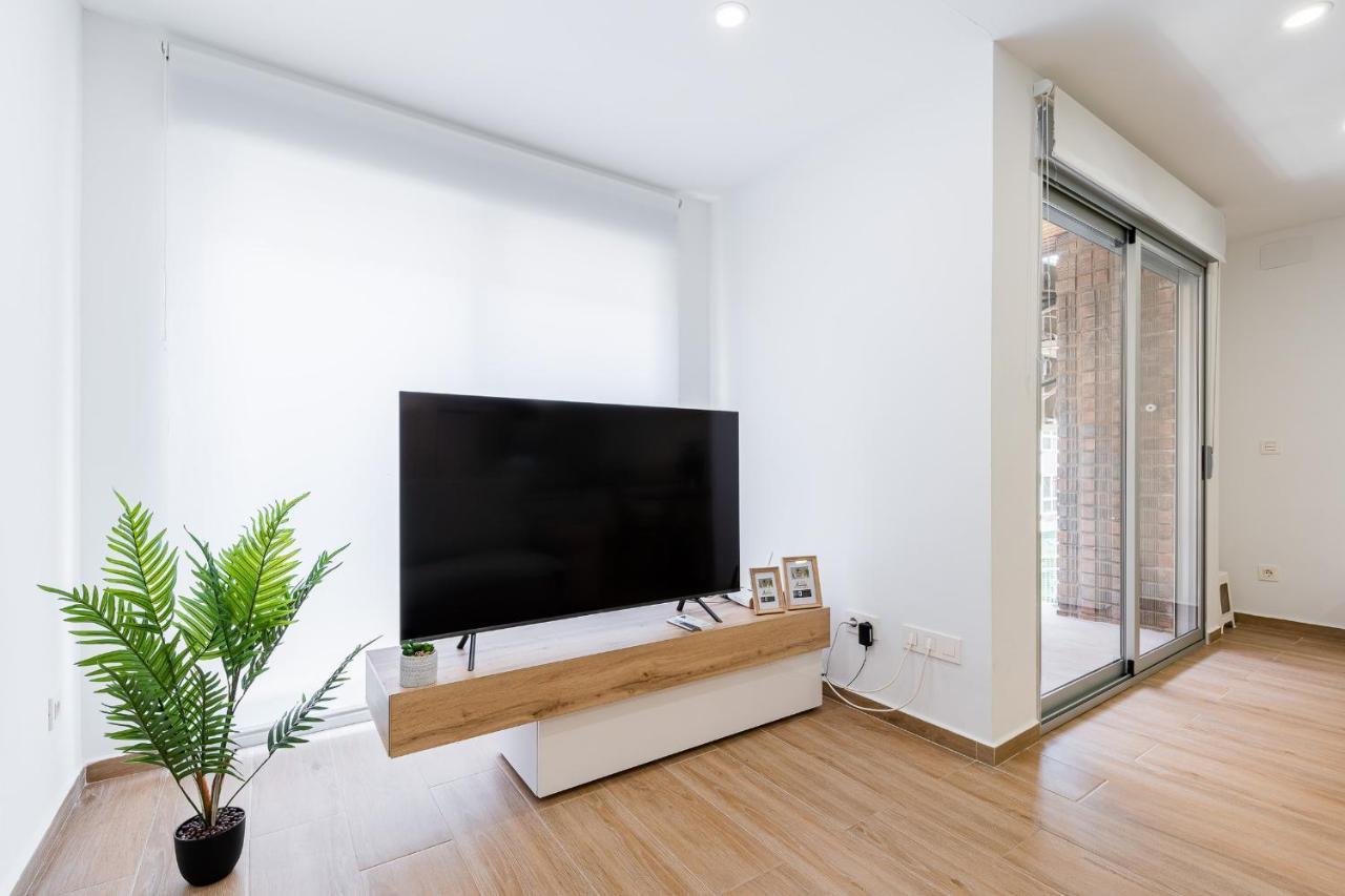 Apartamento Sunrise Chapaprieta ตอร์เรเวียคา ภายนอก รูปภาพ